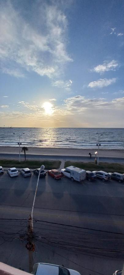 Costanera Hotel Пуэрто-Мадрин Экстерьер фото